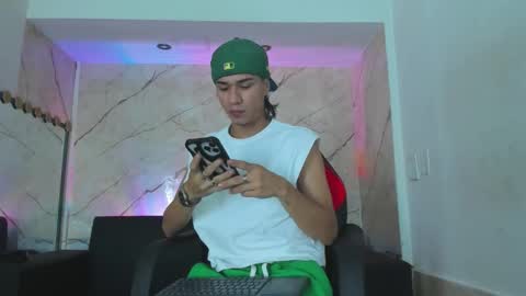 Snapshot of anyelo_sexyhot chatting on 10-02-25, 12:12 anyelo_sexyhot online show from 10-02-25, 12:12