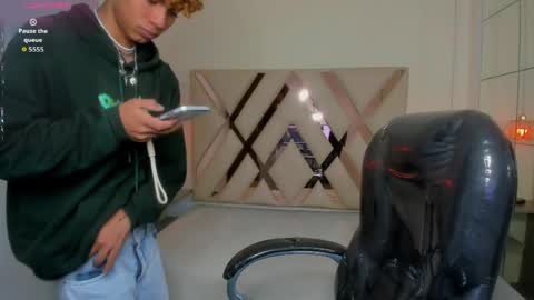 anyelotwink online show from 04-24-26, 03:42