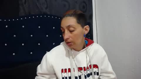 Snapshot of anyu_1306 chatting on 12-06-24, 08:37 anyu online show from 12-06-24, 08:37