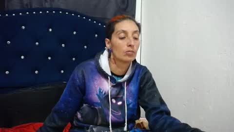 Snapshot of anyu_1306 chatting on 12-12-24, 10:34 anyu online show from 12-12-24, 10:34