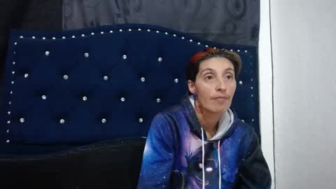 Snapshot of anyu_1306 chatting on 12-31-24, 07:42 anyu online show from 12-31-24, 07:42