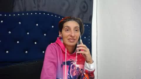 Snapshot of anyu_1306 chatting on 01-12-25, 02:03 anyu online show from 01-12-25, 02:03