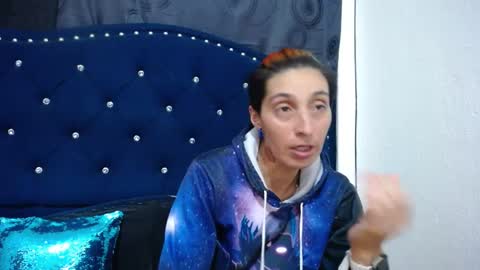 Snapshot of anyu_1306 chatting on 01-14-25, 05:40 anyu online show from 01-14-25, 05:40