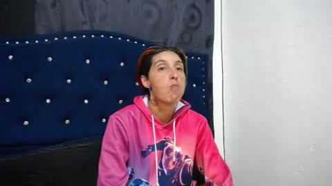 Snapshot of anyu_1306 chatting on 02-03-25, 04:25 anyu online show from 02-03-25, 04:25