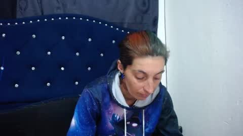 Snapshot of anyu_1306 chatting on 03-10-25, 03:23 anyu online show from 03-10-25, 03:23