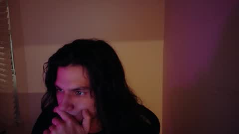 ApacheWithWebcam online show from 11-03-25, 05:52