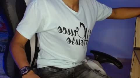 aphal_hot23 online show from 10-13-25, 05:57