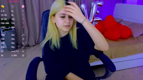 ApheliaStar online show from 02-17-26, 05:08