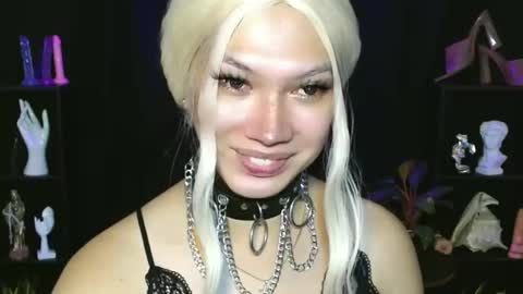 Roman Goddess online show from 02-06-25, 09:43