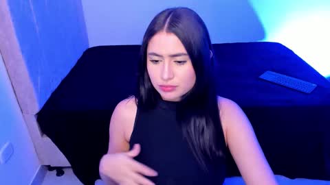 Snapshot of aphril_cavalli chatting on 01-19-26, 07:45 Aphril online show from 01-19-26, 07:45