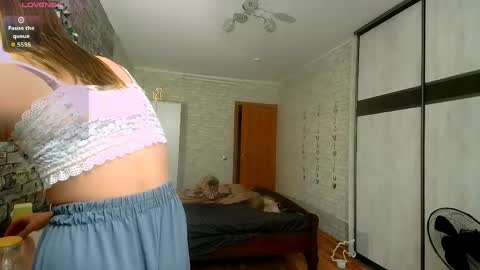 Aphrodite online show from 04-04-26, 11:08