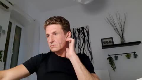 apollobest77 online show from 04-25-26, 12:02