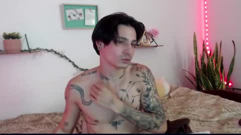 Apolo online show from 01-04-25, 07:23