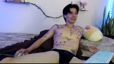 Apolo online show from 01-12-25, 04:08