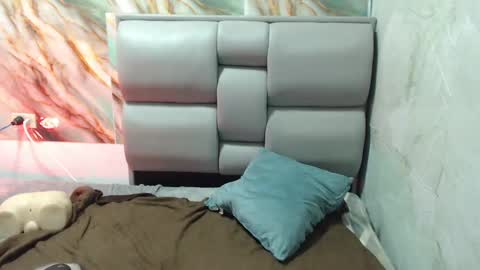 Apolo online show from 09-28-25, 05:40