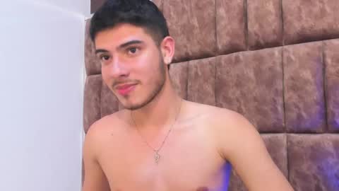 Apolo Grayy online show from 03-12-26, 04:18