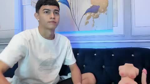   online show from 06-11-26, 02:53