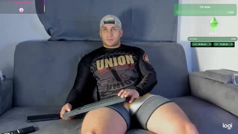 apolo_strange online show from 12-04-25, 09:34