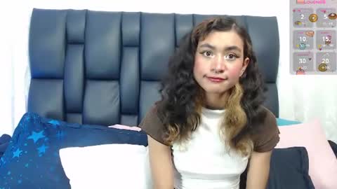 Snapshot of applehot_lr chatting on 07-02-26, 03:18 sofi y kevin online show from 07-02-26, 03:18