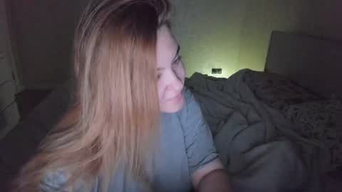 appleyummybuns online show from 07-31-26, 01:05