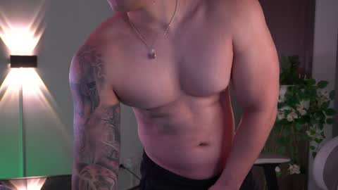 Snapshot of appolo_allen chatting on 12-06-24, 08:07 insta appolo master online show from 12-06-24, 08:07