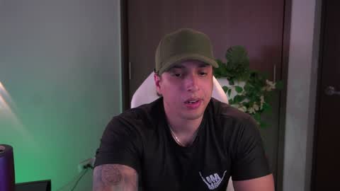 Snapshot of appolo_allen chatting on 12-08-24, 04:35 insta appolo master online show from 12-08-24, 04:35