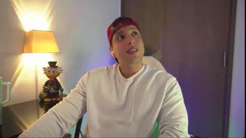 Snapshot of appolo_allen chatting on 11-03-25, 03:41 insta appolo master online show from 11-03-25, 03:41