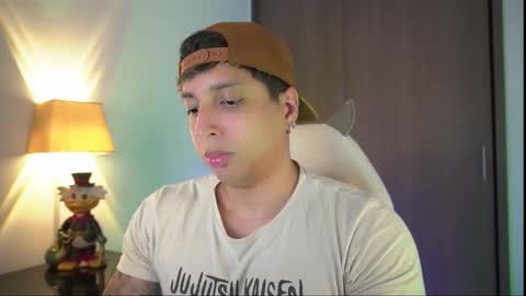 Snapshot of appolo_allen chatting on 11-10-25, 05:06 insta appolo master online show from 11-10-25, 05:06