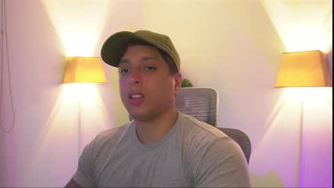 Snapshot of appolo_allen chatting on 12-04-25, 10:40 insta appolo master online show from 12-04-25, 10:40