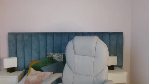 April Bunny online show from 12-20-24, 11:16