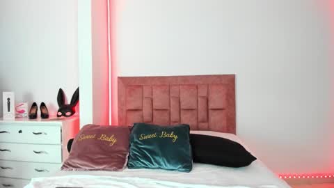 april collinsxx online show from 02-24-26, 11:25