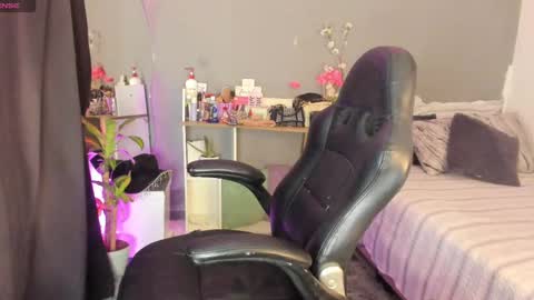 Scarlett Independent Model  online show from 02-21-25, 10:26