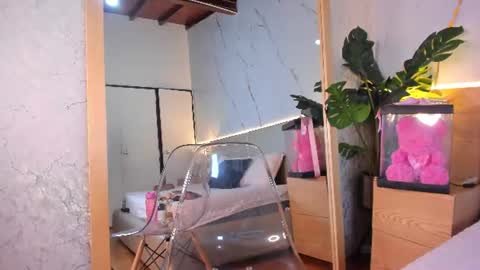 aprilgrey111 online show from 07-10-26, 08:22