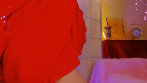 Snapshot of aprill_o_nill chatting on 12-08-24, 05:22 aprill_o_nill online show from 12-08-24, 05:22