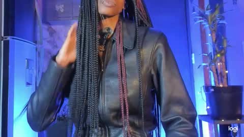 Snapshot of aprillebony319262 chatting on 01-11-26, 11:21 aprillebony319262 online show from 01-11-26, 11:21