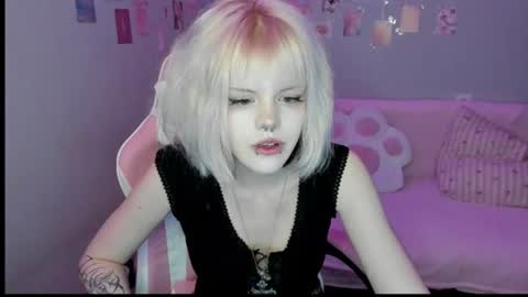 Alice D online show from 07-15-26, 08:36