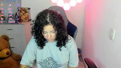 aqua emilly online show from 02-20-26, 11:05