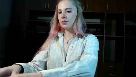 aqualen online show from 10-19-25, 11:33