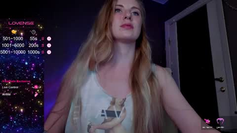 Snapshot of aqualen chatting on 06-17-26, 09:56 aqualen online show from 06-17-26, 09:56