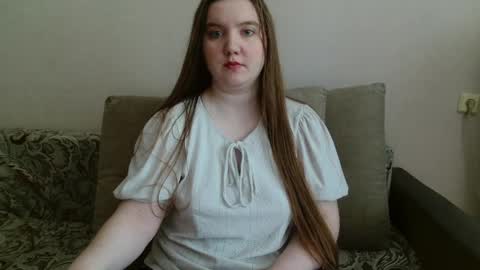 Josefin online show from 05-27-26, 04:31