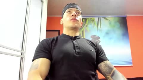 Jonathan online show from 02-11-26, 08:47