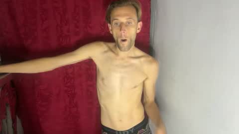 Snapshot of aquilesmade chatting on 10-08-25, 04:15 Aquilesmade online show from 10-08-25, 04:15