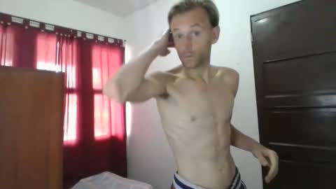 Snapshot of aquilesmade chatting on 10-30-25, 03:13 Aquilesmade online show from 10-30-25, 03:13