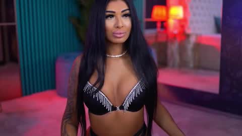 arabellaposh online show from 10-20-25, 05:08