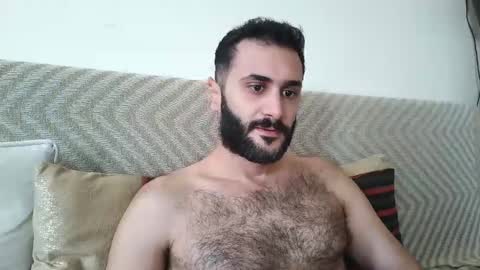 Snapshot of arabhairy90 chatting on 12-12-24, 10:13 hairycub online show from 12-12-24, 10:13