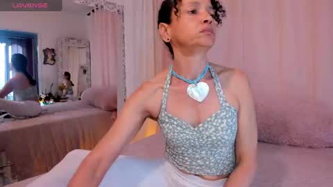 Nadia Cyel online show from 02-15-25, 09:04