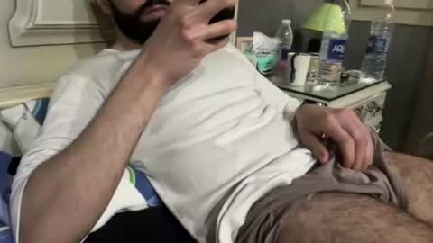 Snapshot of arabman991 chatting on 12-21-24, 02:47 Egyptian Man online show from 12-21-24, 02:47