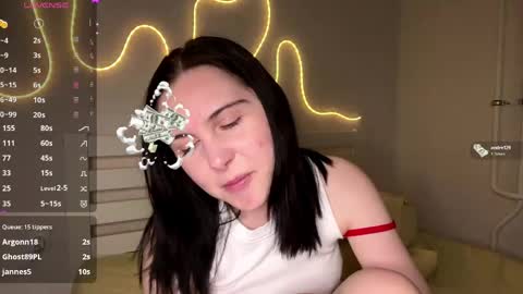 Snapshot of arabunyan chatting on 04-30-26, 08:57 Emi online show from 04-30-26, 08:57