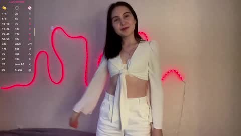 Snapshot of arabunyan chatting on 05-21-26, 04:36 Emi online show from 05-21-26, 04:36