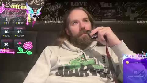 Snapshot of arckangel99 chatting on 12-20-25, 07:10 AnrckAngel online show from 12-20-25, 07:10